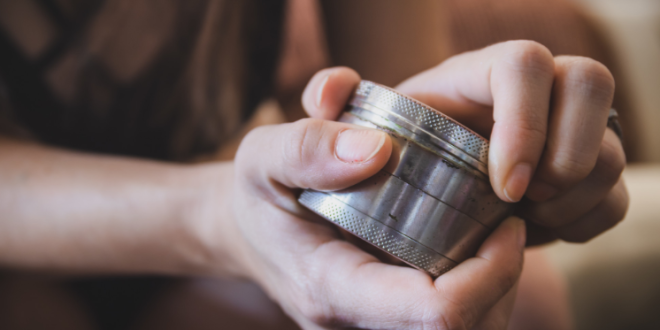 The Different Types of Cannabis Grinders and How to Choose One