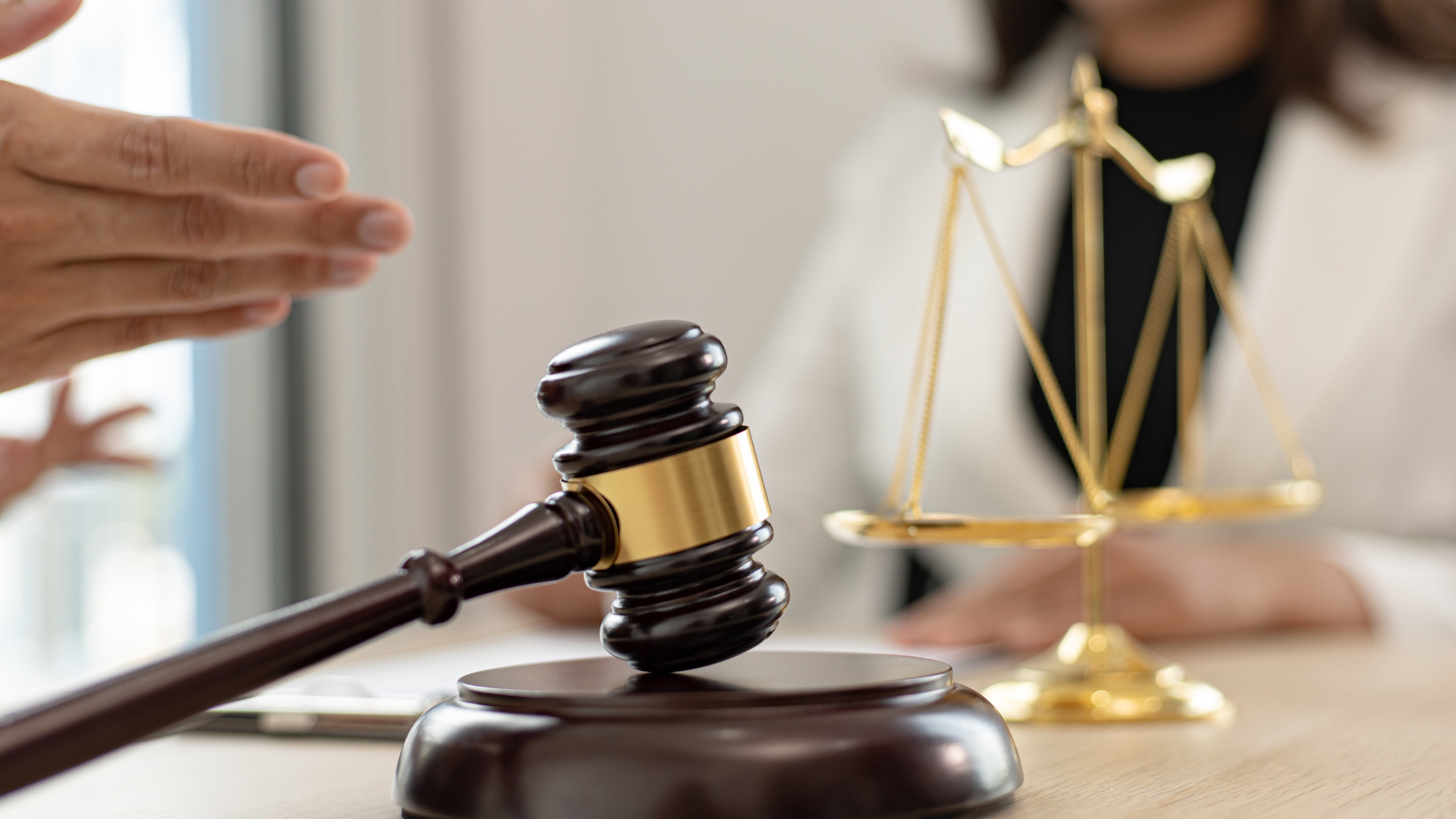 The Benefits of Hiring a Lawyer To Defend Health Professionals