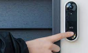 How to Outsmart Burglars and Package Thieves with the Help of a Front Door Camera